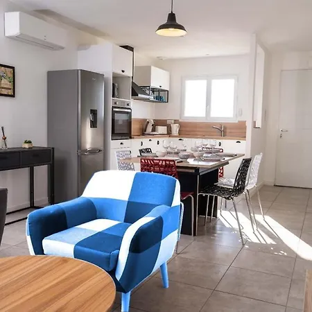 Apartment La Maison Turquoise