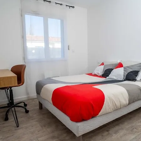 La Maison Turquoise Apartment *