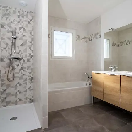 La Maison Turquoise Apartment Giroussens